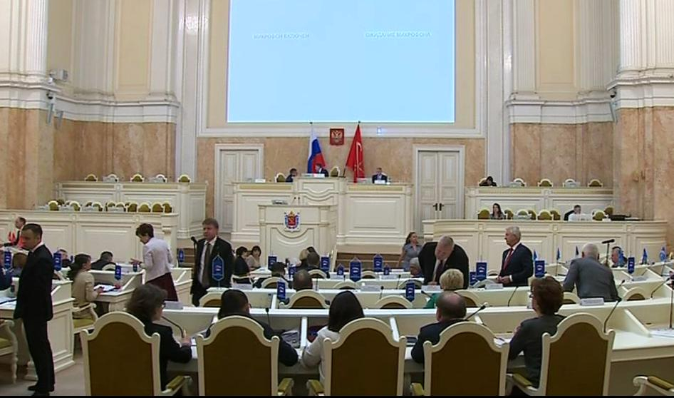 Официальный старт предвыборной кампании. Петербургский парламент ...