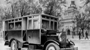 109 лет петербургскому автобусу