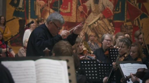 Симфонический оркестр Сергея Стадлера сыграл Бетховена на юбилейной выставке Союза художников