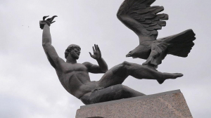 Исчезающий Ленинград. Скульптуры и вывески