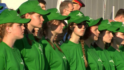 Детство на морском берегу: Как устроен «Лагерь настоящих героев» в Кронштадте