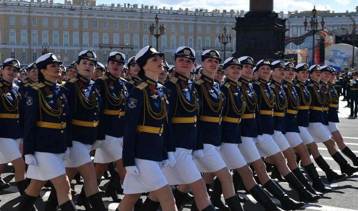 В Параде Победы в Петербурге примут участие более 120 женщин-военнослужащих - tvspb.ru