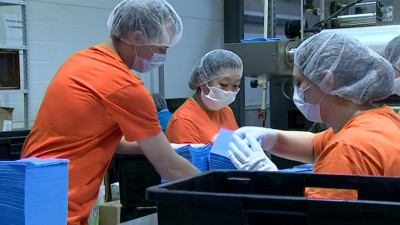 Как экономику Петербурга поддерживают в условиях коронавируса. Репортаж