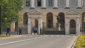Коронавирус внес серьезные коррективы в бюджет Петербурга