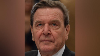 Герхард Шредер назвал Крым давней русской территорией