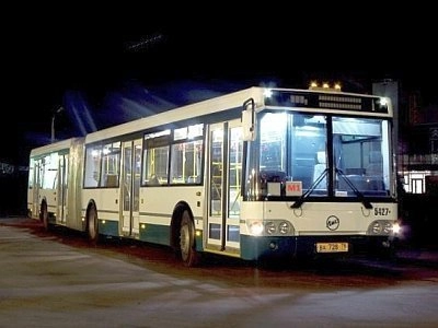 Ряд автобусов будет работать в Петербурге в пасхальную ночь - tvspb.ru