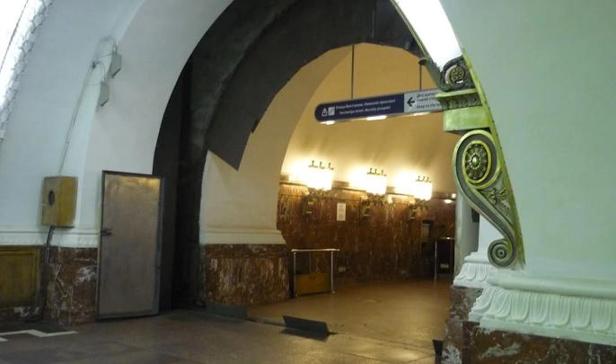 Что такое гермоворота и зачем они нужны в метро - tvspb.ru