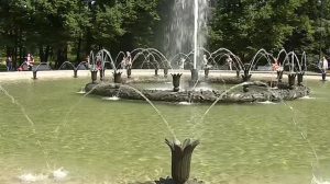 Сегодня после долгого перерыва снова включили фонтан «Слава» в Московском парке Победы