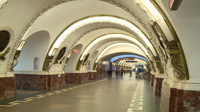 Что хранят станции петербургского метрополитена и как их реставрируют