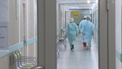 Цифры продолжают расти. За сутки в Петербурге зафиксировано 424 случая COVID-19