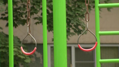 Глава комитета по физкультуре Антон Шантырь начал объезд Калининского района с пробежки и зарядки