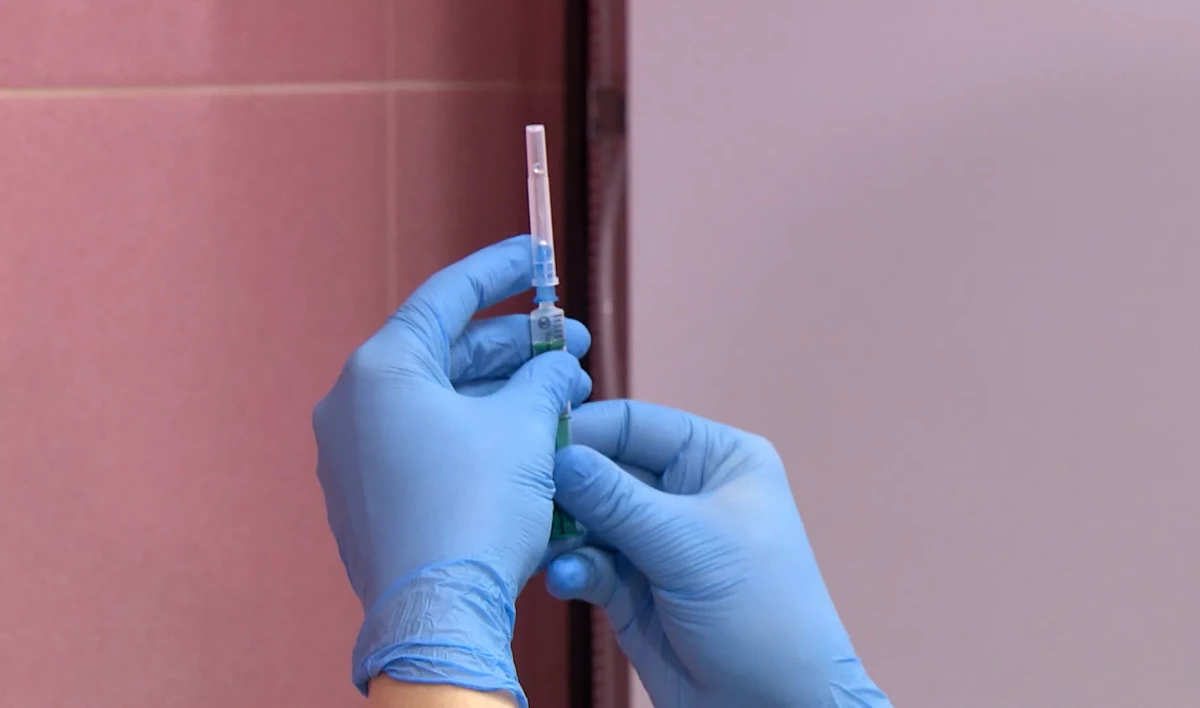 В Казахстане разрешили прививать от COVID детей с 12 лет - tvspb.ru