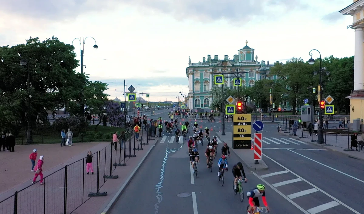 Около 2000 человек приняли участие в велозаезде La Strada - tvspb.ru
