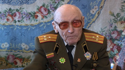 Самый возрастной участник Великой Отечественной войны отметил День Победы в Петербурге
