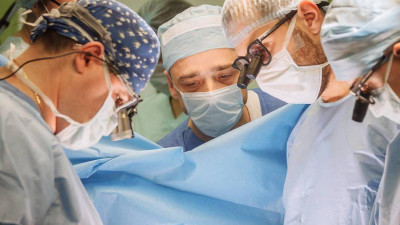 Петербургские врачи провели сложнейшую операцию на сердце двухлетнему ребенку