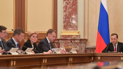 Правительство России ушло в отставку