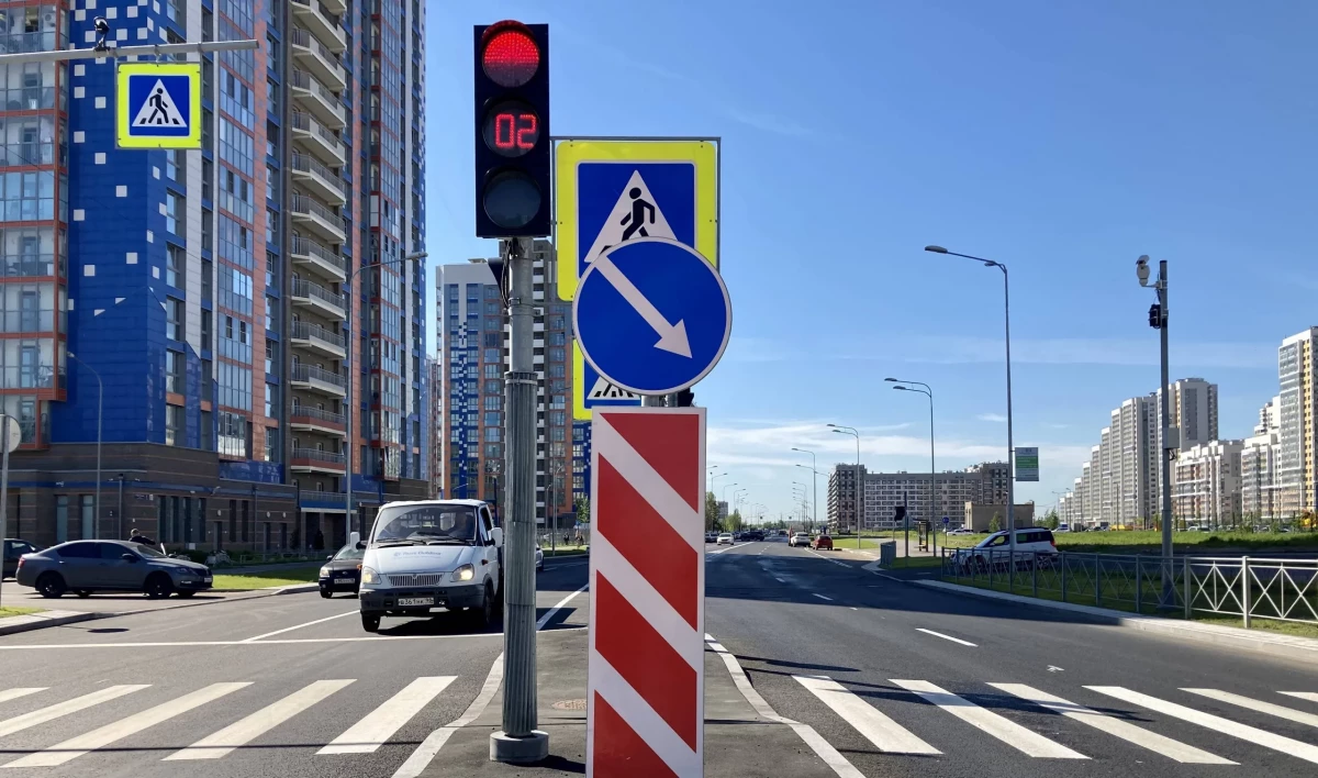 В Петербурге завершилось строительство Среднерогатской улицы | Телеканал  Санкт-Петербург