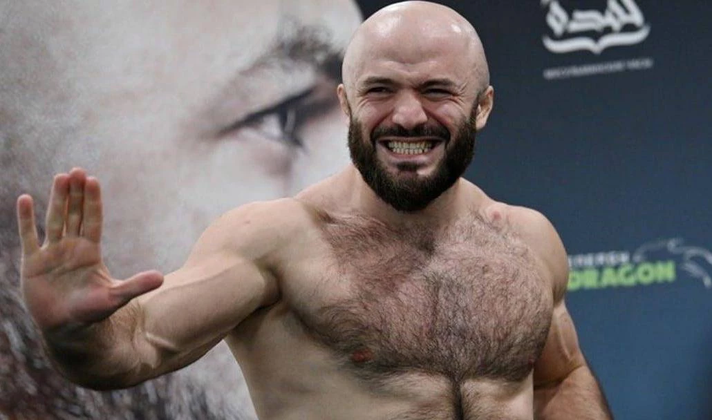 «Дисквалифицировать Магомеда Исмаилова на несколько лет». Денис Гольцов о драке на турнире - tvspb.ru