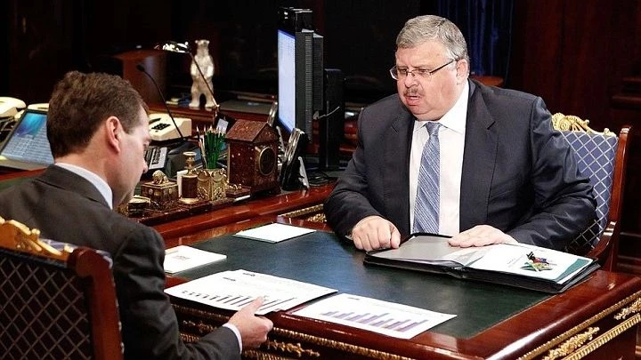 Экс-начальник ФТС Андрей Бельянинов назначен главой Евразийского банка развития - tvspb.ru