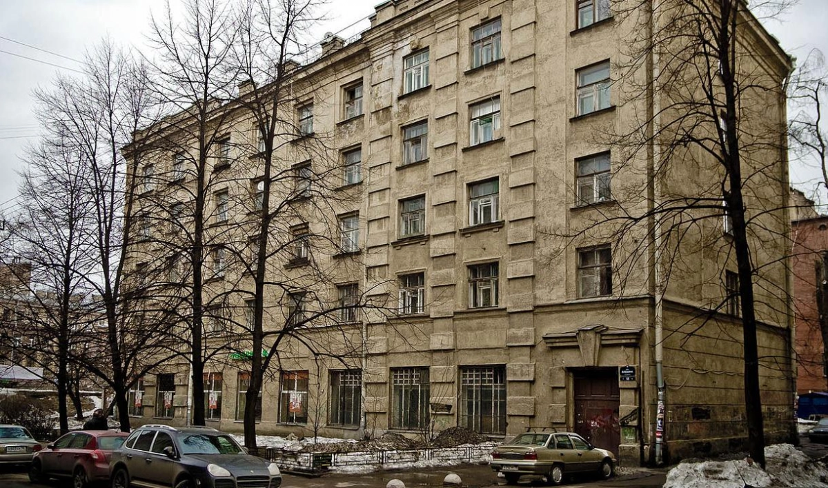 Дом, где находится котельная «Камчатка», в которой работал Цой, будет расселен - tvspb.ru