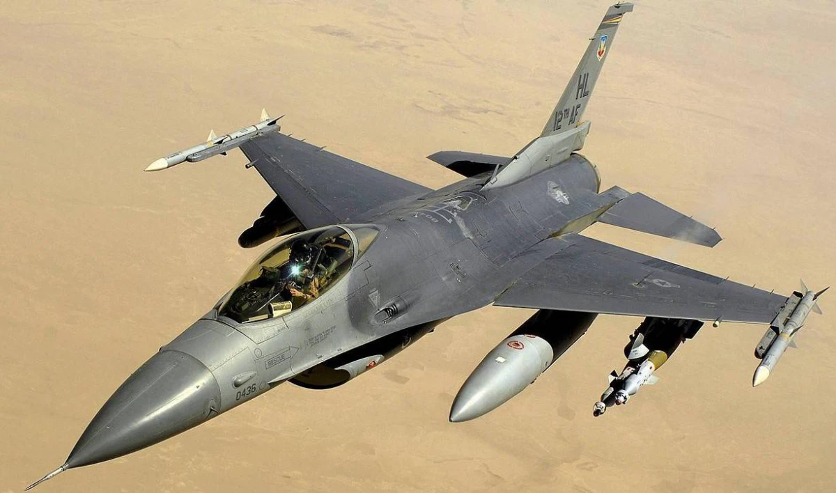 Турецкий F-16 сбил армянский Су-25 - tvspb.ru