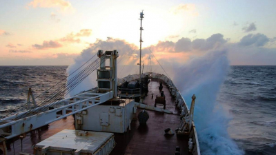 «Адмирал Владимирский» приступил к шестому этапу кругосветной экспедиции