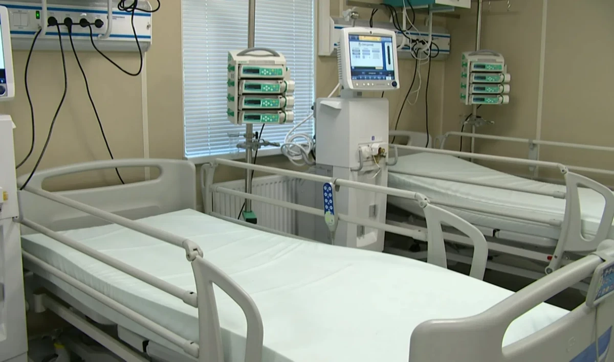 Более 36% коек для пациентов с COVID и пневмониями свободны в Петербурге - tvspb.ru