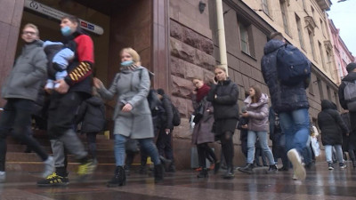 Как пандемия влияет на психологическое здоровье горожан, обсудят в программе «Петербург против коронавируса»