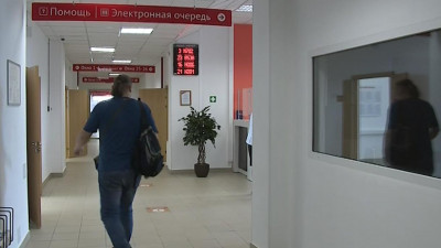 Петербуржцы положительно оценили открытие МФЦ после карантина