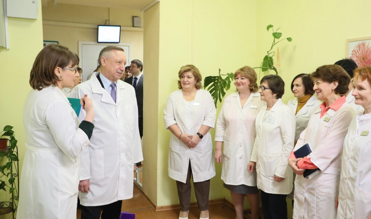 Александр Беглов поручил закупить новый аппарат УЗИ для ревматологической больницы - tvspb.ru