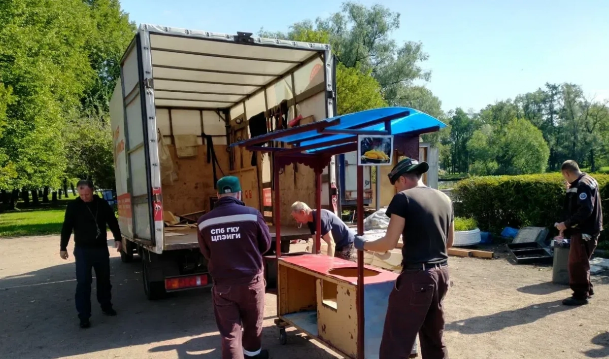 Зачистки в спб. Незаконная реклама спб. Зачистки в спб. Драка в питере  ресторане кавказцами 24. Митинги в санкт-петербурге сейчас.