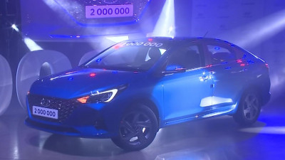 С конвейера петербургского завода Hyundai сошел двухмиллионный автомобиль