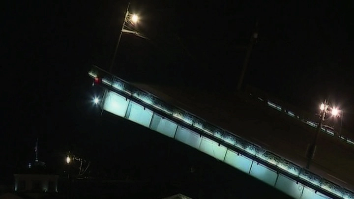 Литейный и Биржевой мосты разведут в ночь на среду - tvspb.ru