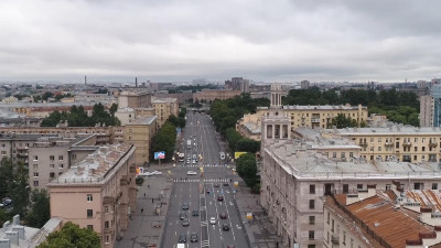 Петербуржцы утром в среду самоизолировались лучше москвичей
