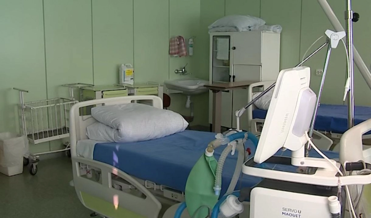 Три больницы Петербурга прекратят принимать пациентов с COVID-19 благодаря увеличению количества коек в других медучреждениях - tvspb.ru