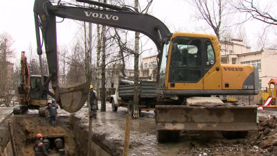 Вице-губернатор Сергей Дрегваль проверил реконструкцию теплосетей в Пушкине и Колпино