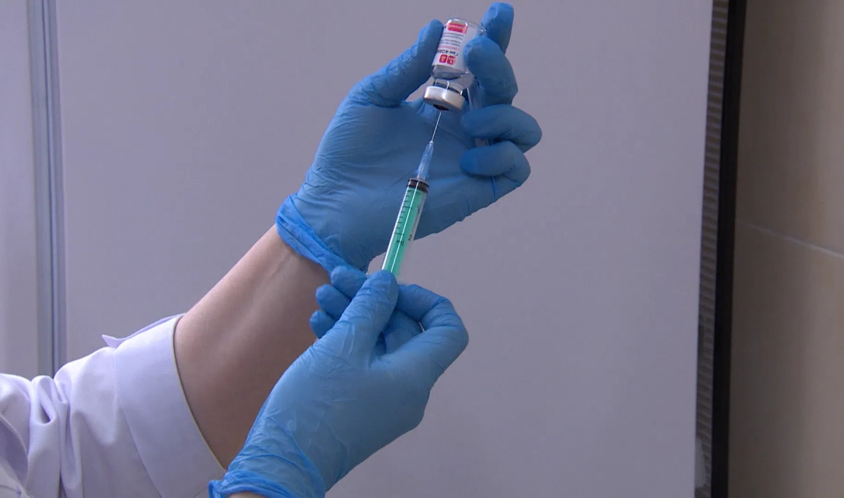 Более 450 тыс. петербуржцев полностью завершили цикл вакцинации от коронавируса - tvspb.ru