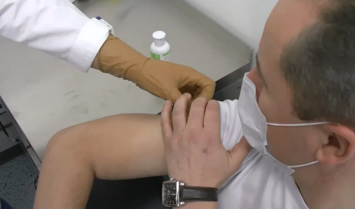 СМИ: Иммунологическая эффективность «ЭпиВакКороны» составила 79% - tvspb.ru