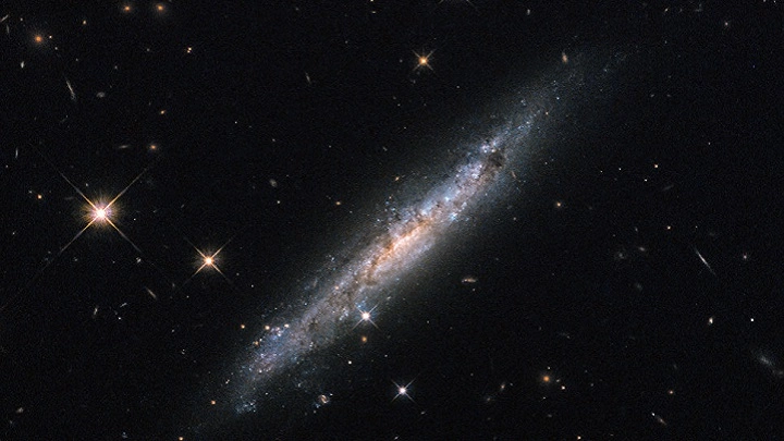 NASA опубликовало фото уникальной спиралевидной галактики - tvspb.ru