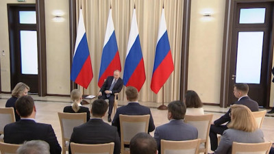 Петербургский бизнесмен попросил Владимира Путина осуществлять госзакупки заранее