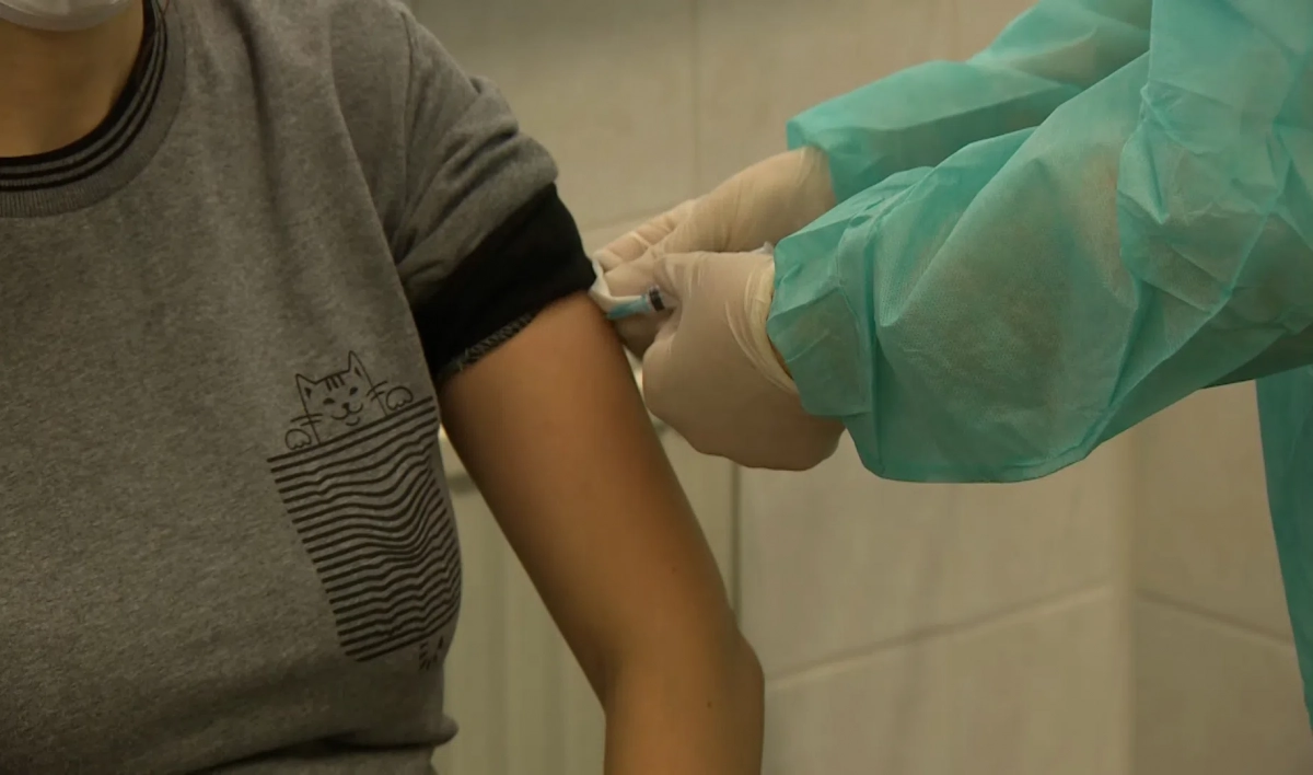 Число вакцинированных от коронавируса в Петербурге приближается к 2 миллионам - tvspb.ru