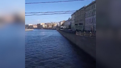 Петербуржцы делятся кадрами пустующего на 9 мая Невского проспекта