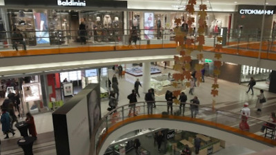 В России может закрыться половина магазинов одежды