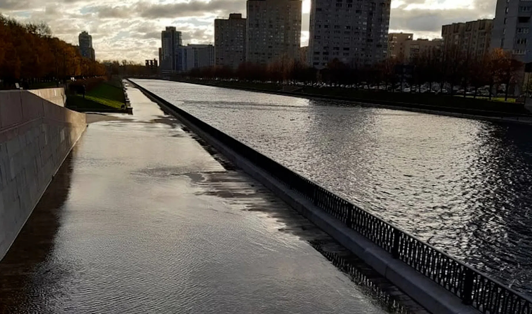 Река Смоленка в Санкт-Петербурге наводнение