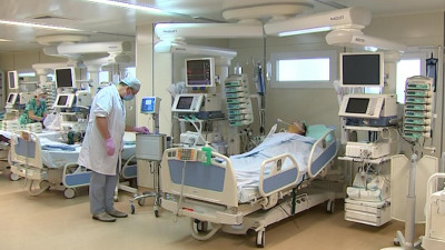 В Петербурге коронавирусом заразились еще 3 692 человека