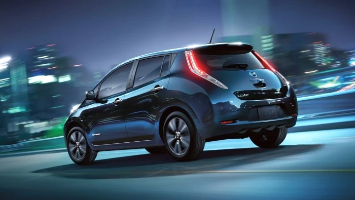 Nissan презентовал обновленный электромобиль Leaf - tvspb.ru