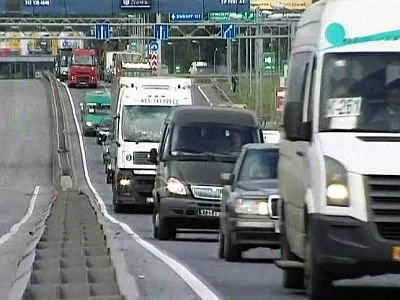 Новоприозерское шоссе встало в пробке от КАДа до Агалатово - tvspb.ru