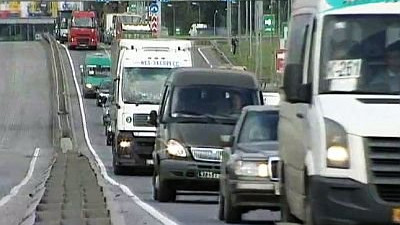 Новоприозерское шоссе встало в пробке от КАДа до Агалатово