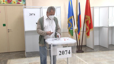 Сергей Шойгу проголосовал по вопросу внесения поправок в Конституцию