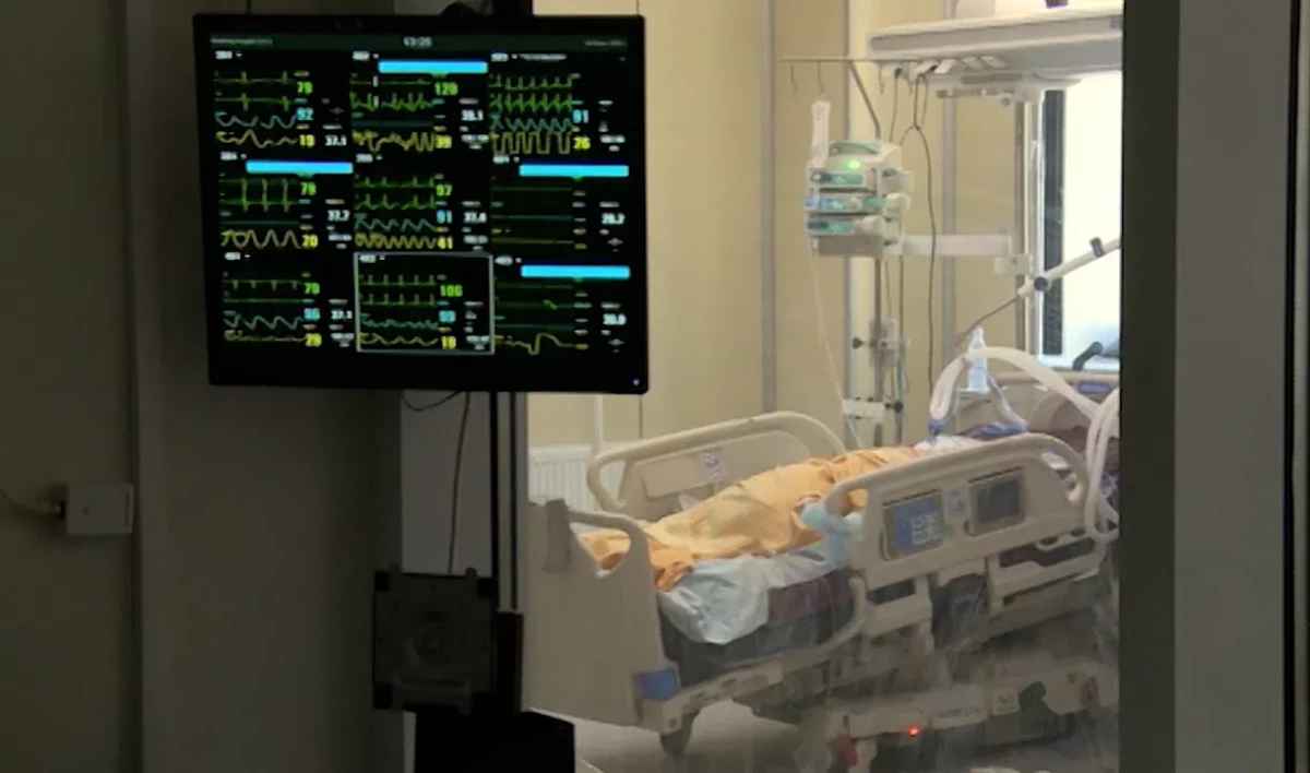 Эпидемиолог предупредила о снижении слуха у каждого пятого переболевшего COVID - tvspb.ru